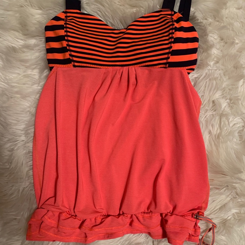 Lululemon back on track tank, size 8